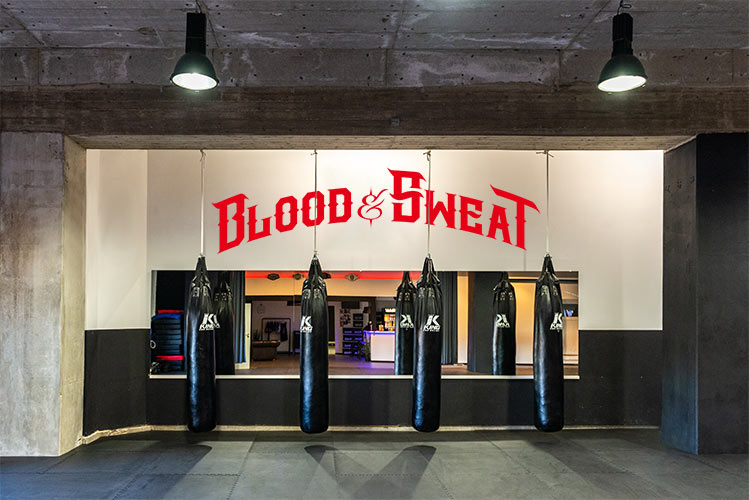 Blood&Sweat-Wandtattoo-Red-2